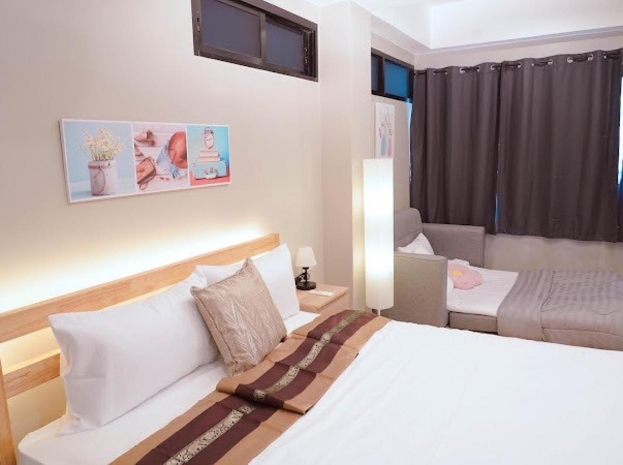 Bnb98 Silom Hotel Bangkok Exterior photo